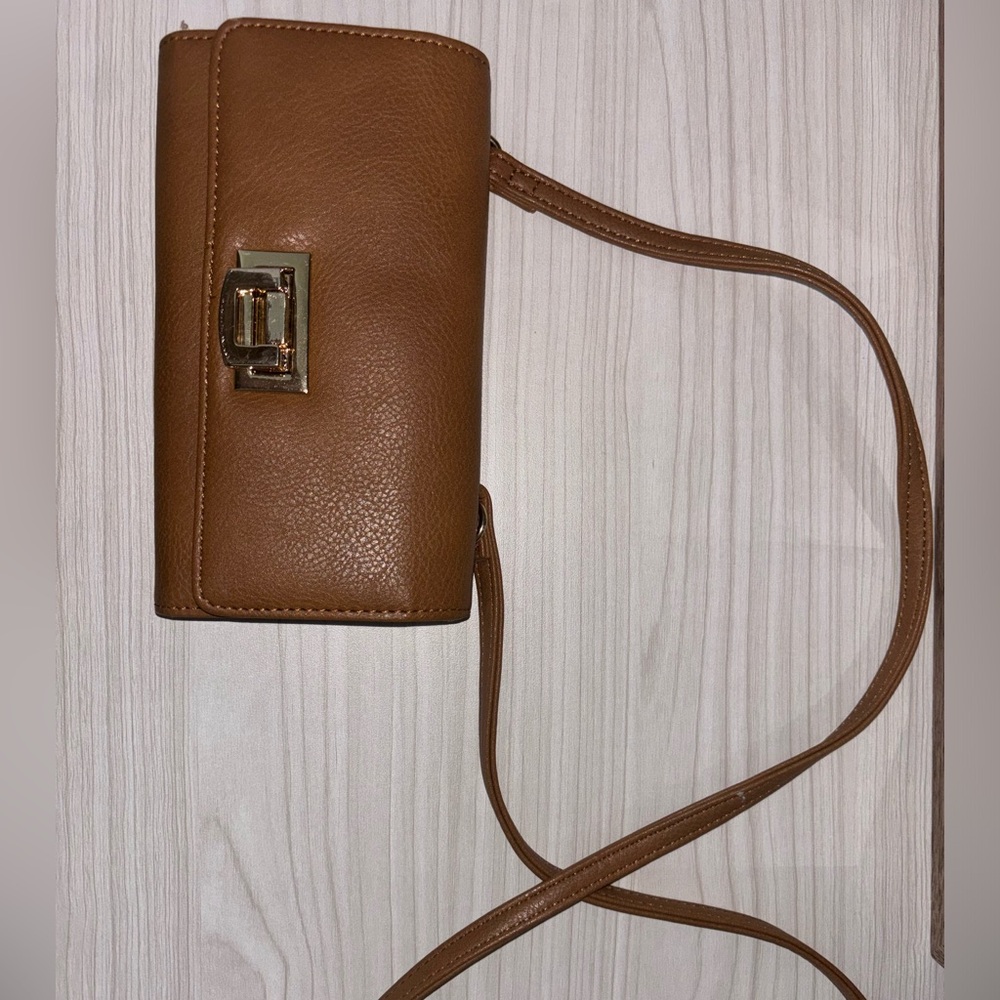 SOLD Elegant Brown Leather Crossbody Wallet